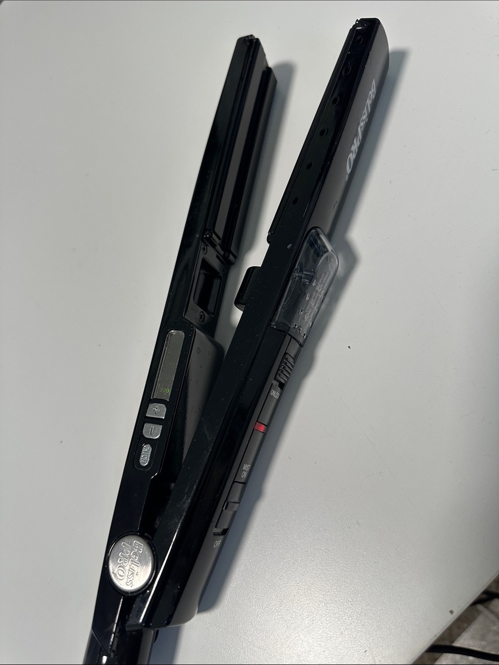 🕯️ Beliss Pro Titanium 1 1/4 ultrasonic Cool Mist Iron